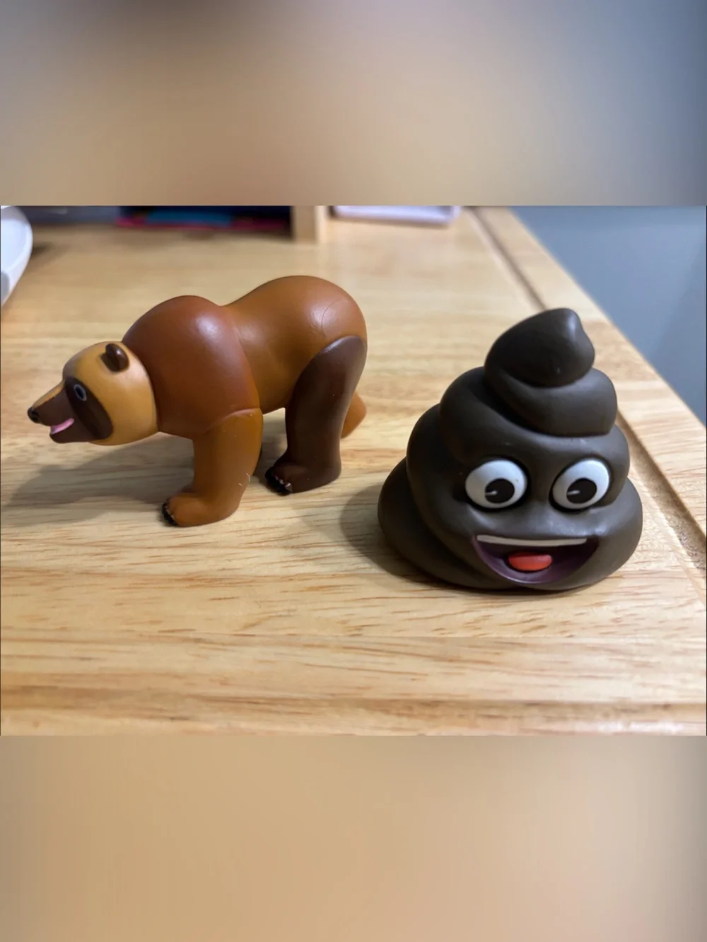 bundle of 2 tonies Brown Bear and friends-bilingual Brown Poo-spanish